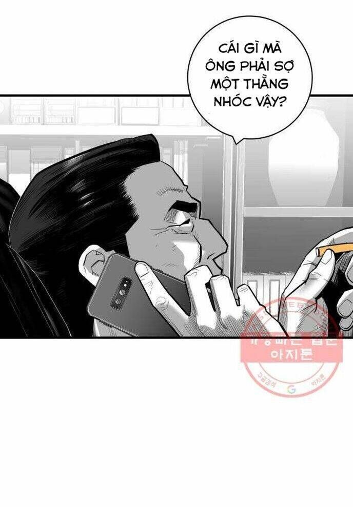 quảng trường máu chapter 42 - Trang 2